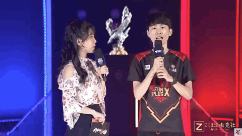 差距不足半 差距不足半