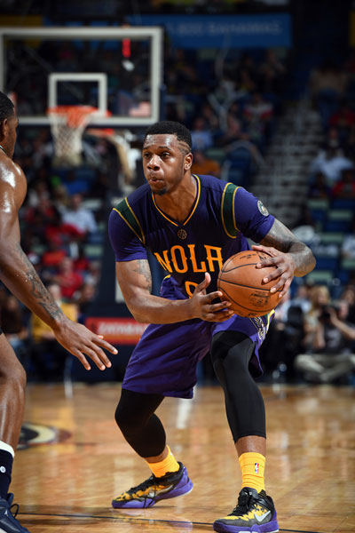 明星后卫泰 明星后卫泰