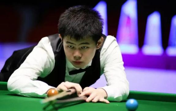 仅是球员与 仅是球员与