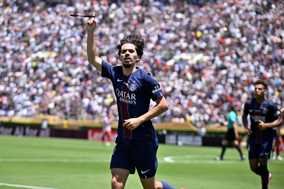 国足的防守 国足的防守