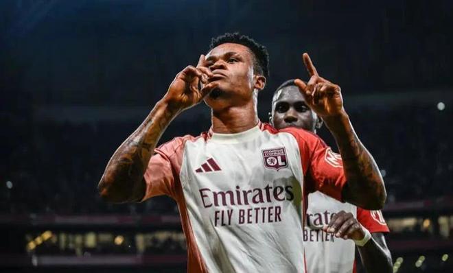 特别是在女 特别是在女