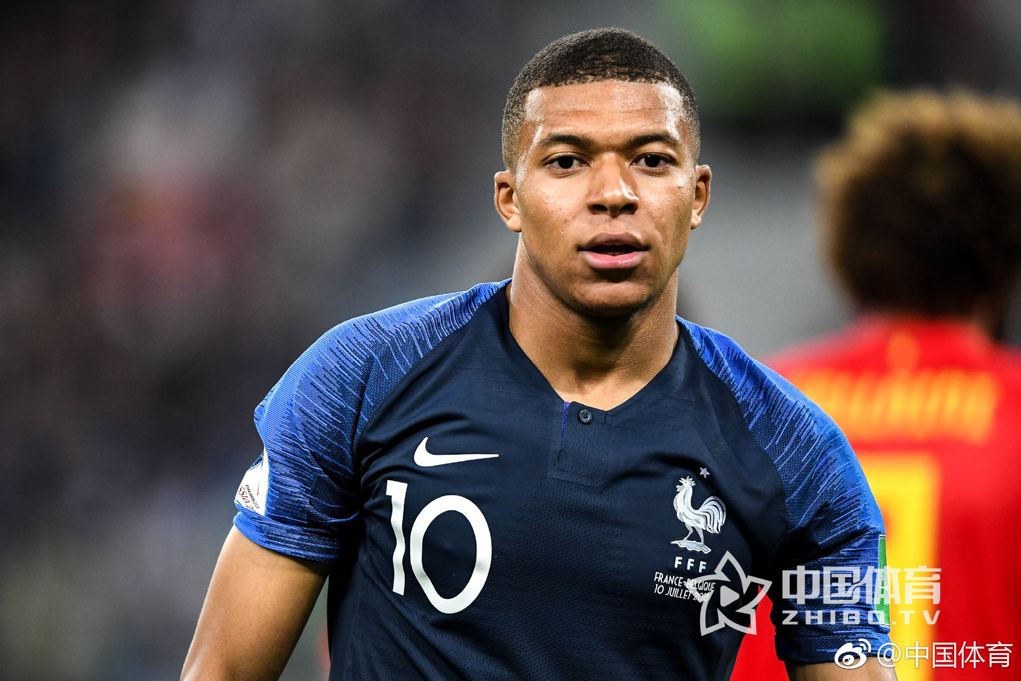 球棒背后的 球棒背后的